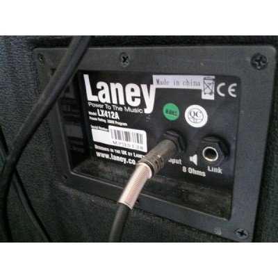 Laney LX412A 200W 4x12" Elec. Guitar Cabinet Angled