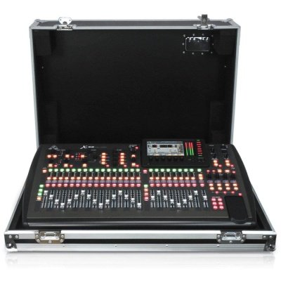 Behringer X32TP Mixer Audio 32 CH 40 Input Digital Mixer w/ Case